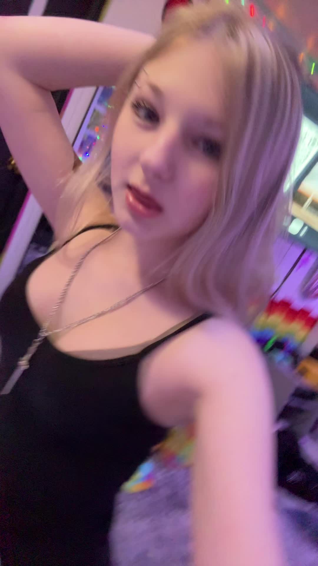@hippieflipp