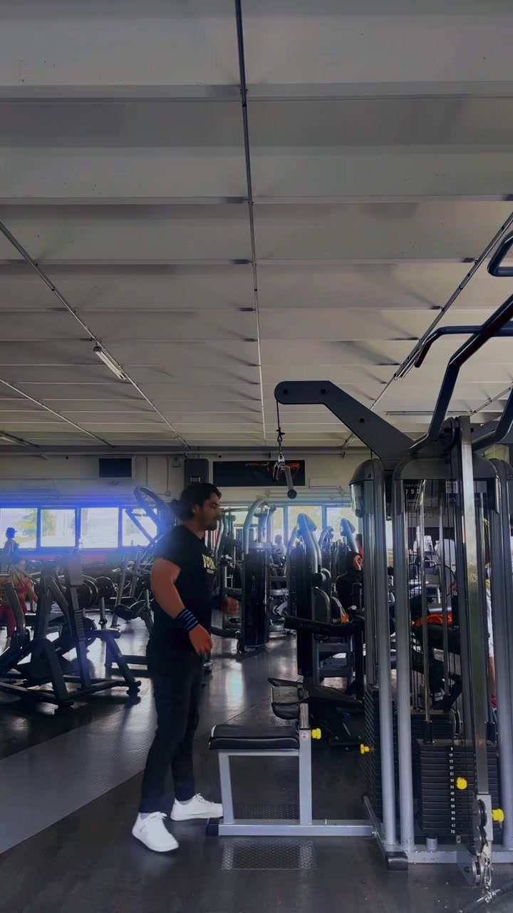 @اسرار🧟&zwj;♂️
