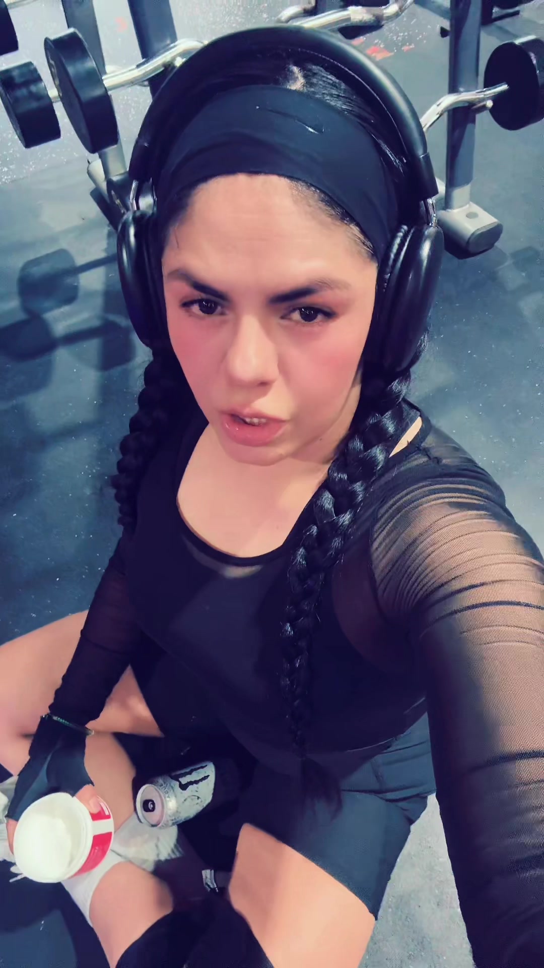 @Elena 🖤86
