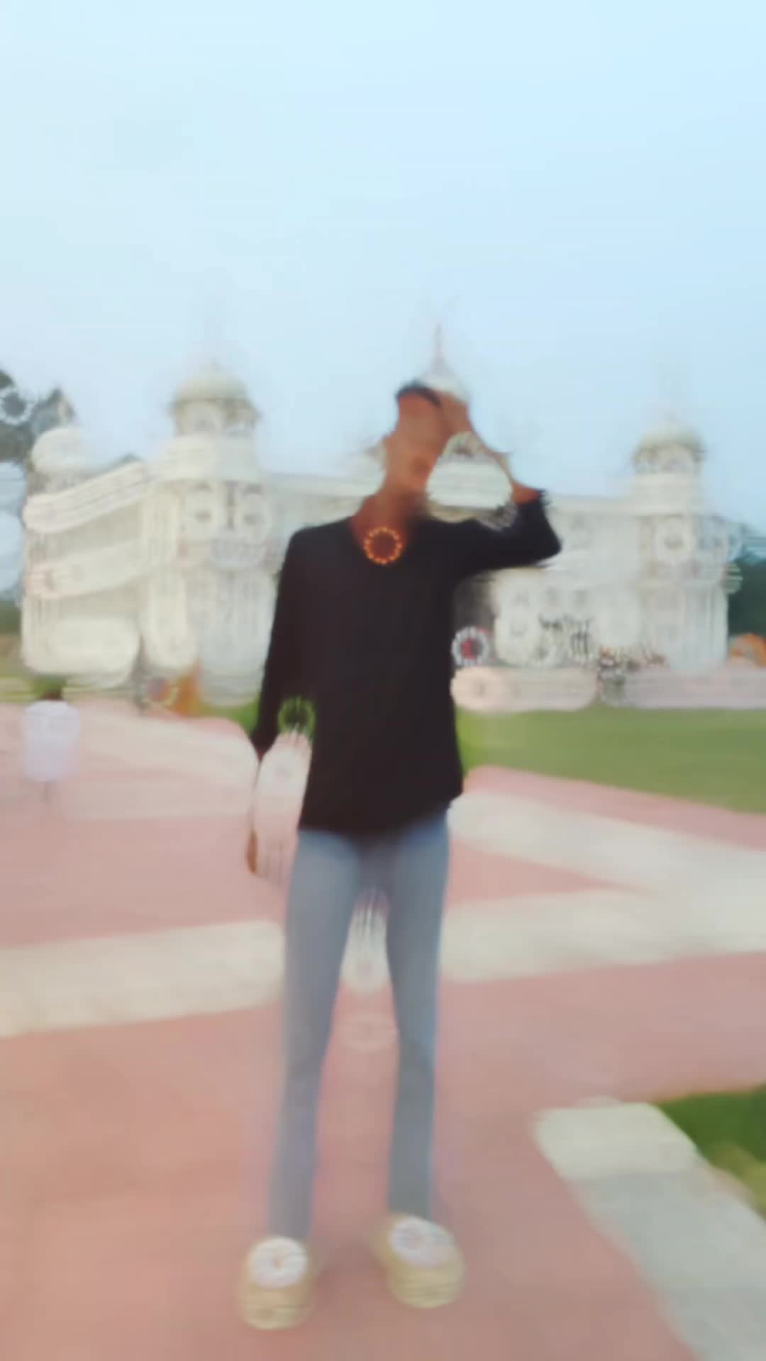 @ẞümìt Yàdàv0✨🖤