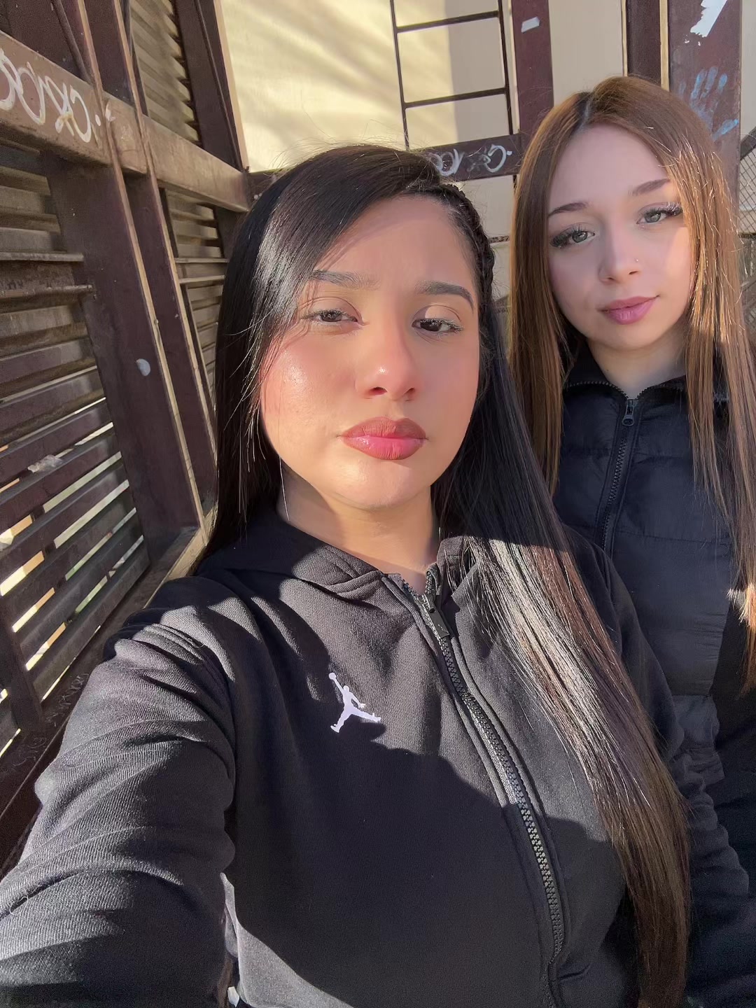 @belikosas4b