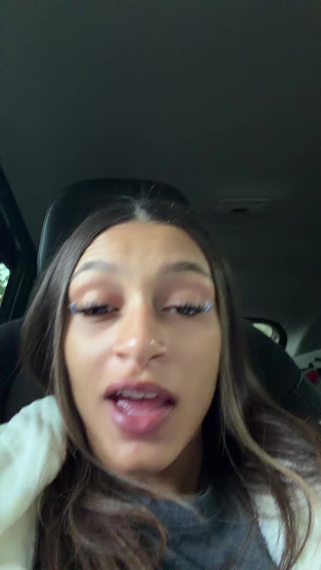 @urlocalhotweirdo