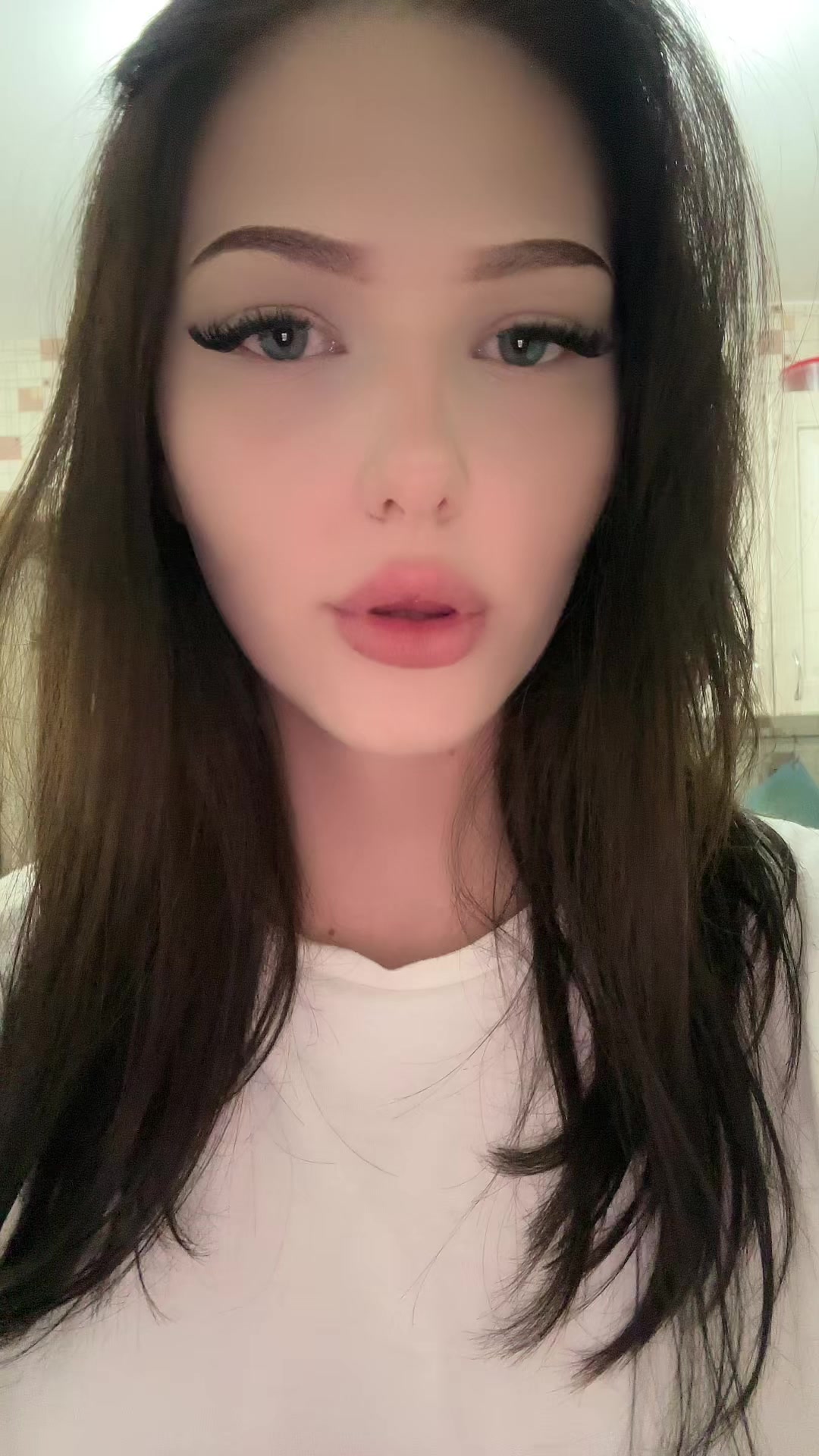 @slipinaaa
