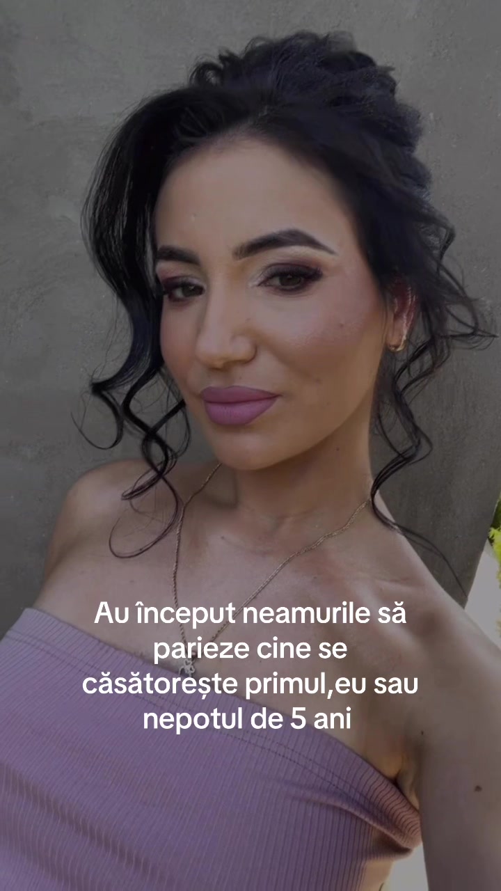 @🎀𝔞𝔫𝔡𝔯𝔢𝔢𝔞🎀