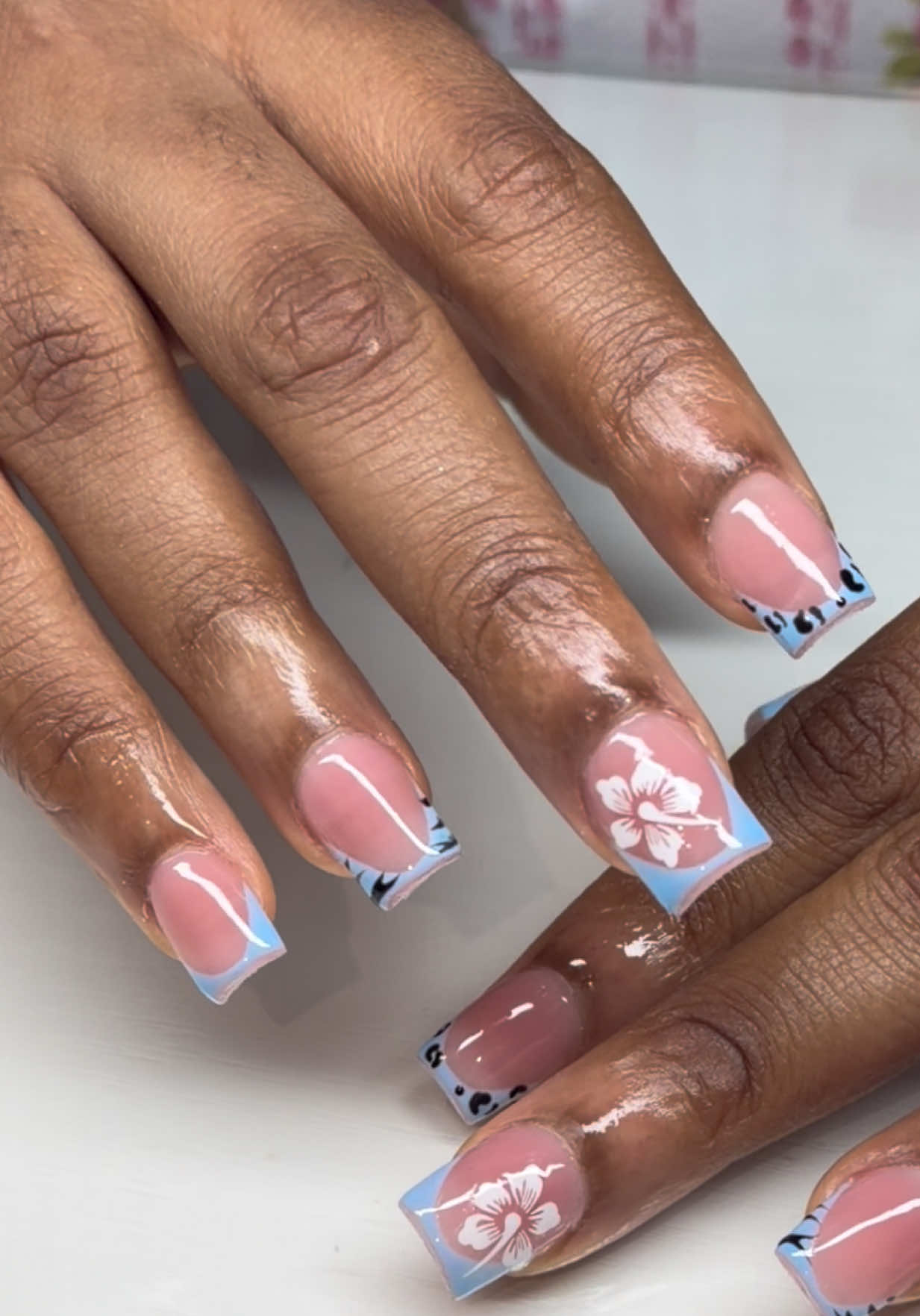 @Fafanails_beauty