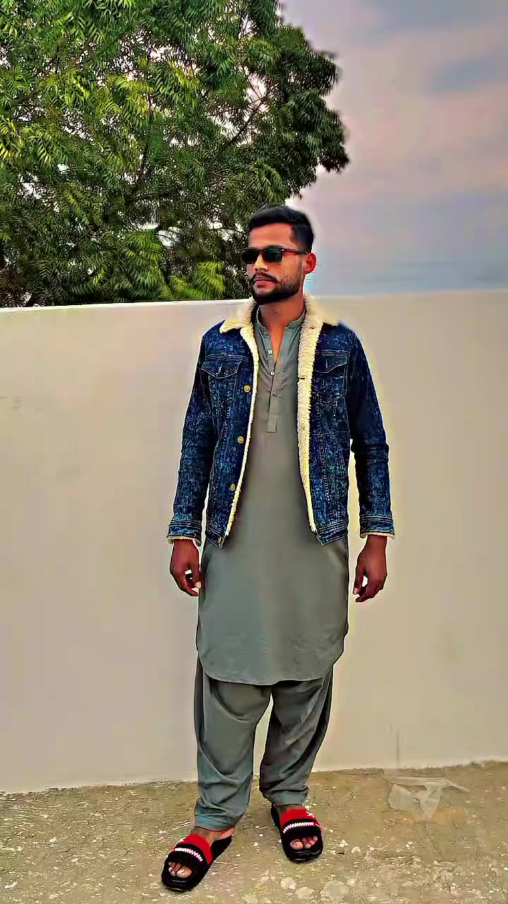 @Akash ❤️&zwj;🩹💔🙆 veer
