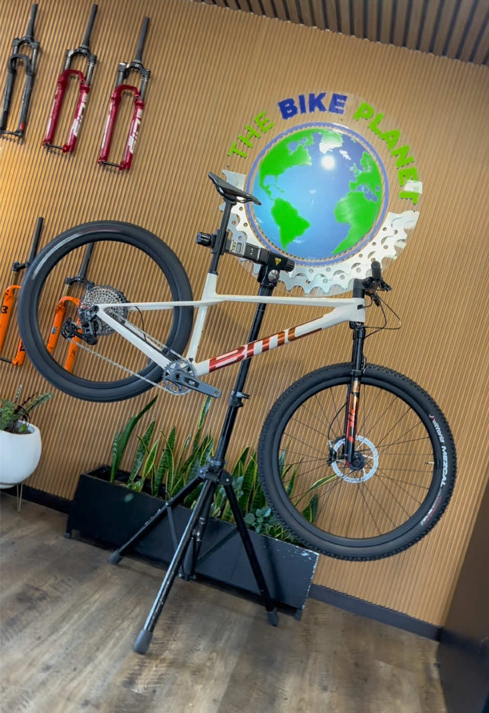 @thebikeplanetone