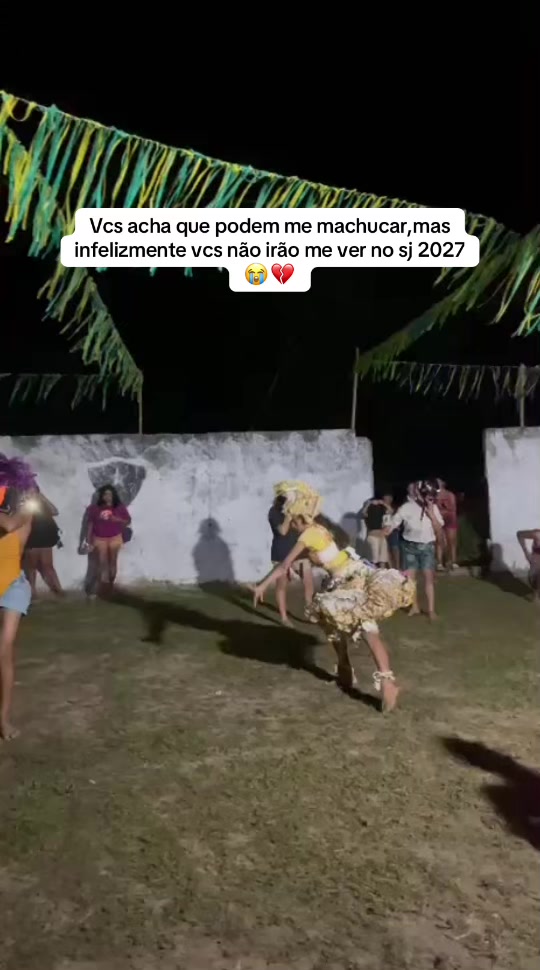 @Marcella_almeida 🏳️🌈