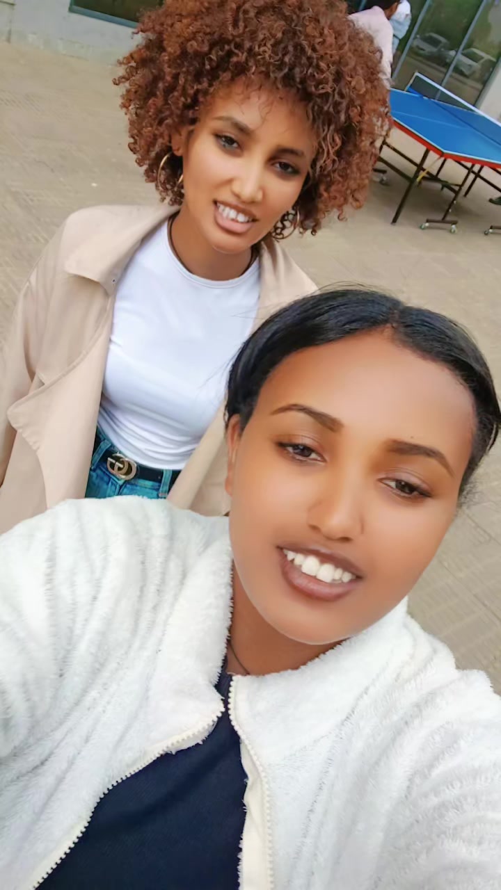 @Bimo🌸🌸🍫🍫