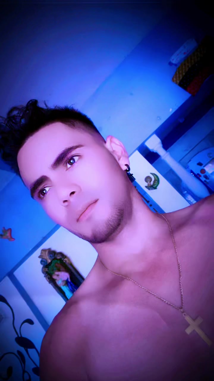 @Aroe&ntilde;o