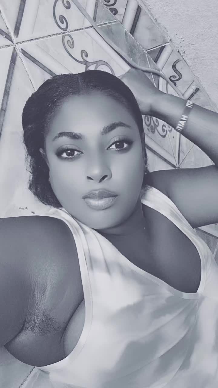 @sherloo la courageuse