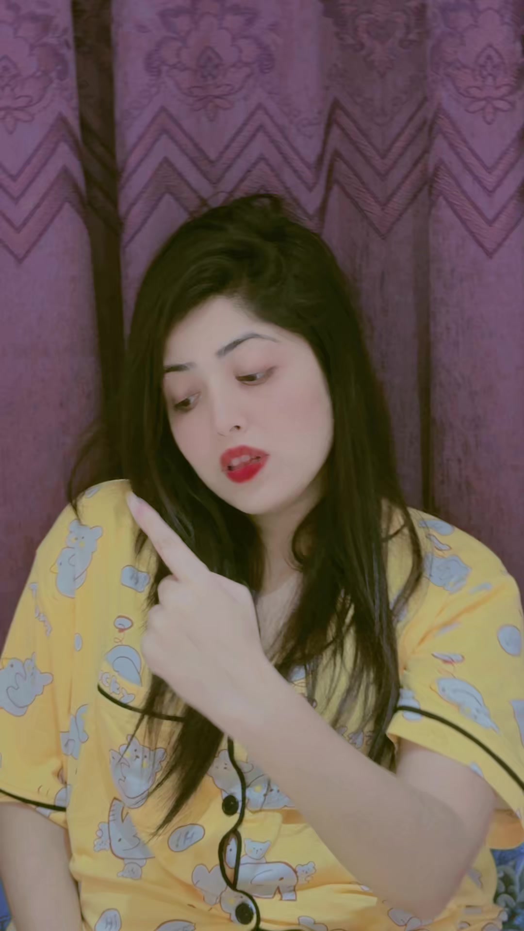 @𝐄𝐯𝐚 𝐂𝐡𝐨𝐰𝐝𝐡𝐮𝐫𝐲