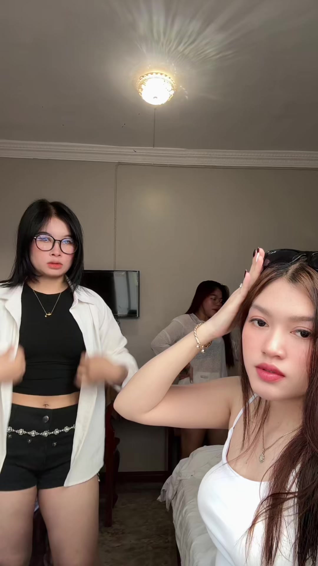 @khann๐ต