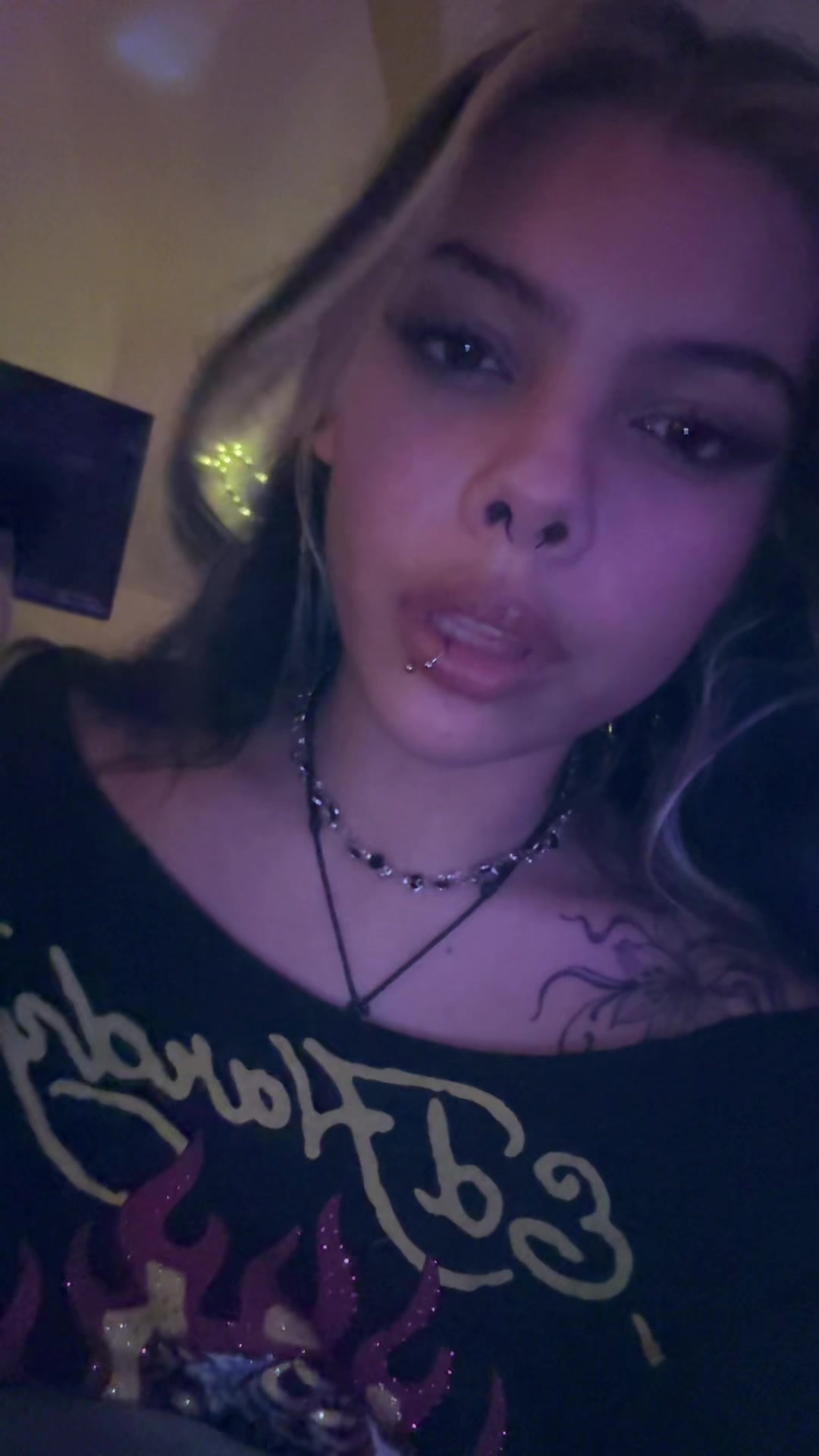 @Isabella