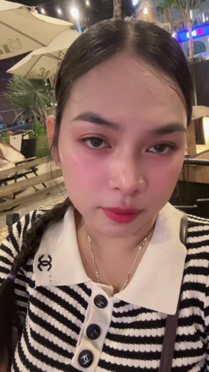 @𝓣𝓱𝓾ỷ 𝓣𝓲&ecirc;𝓷 🎀