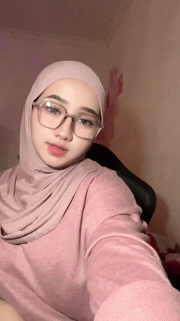 @Nia_🐣