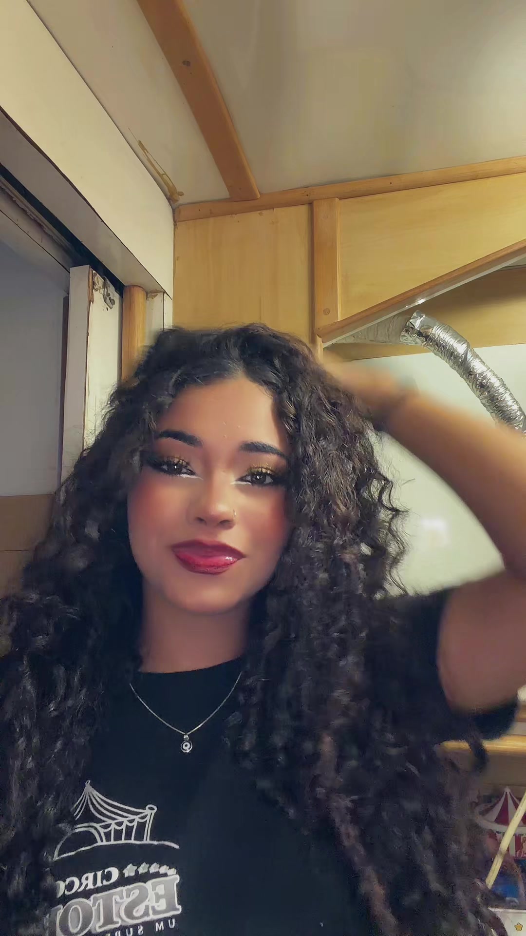 @Vvitoria