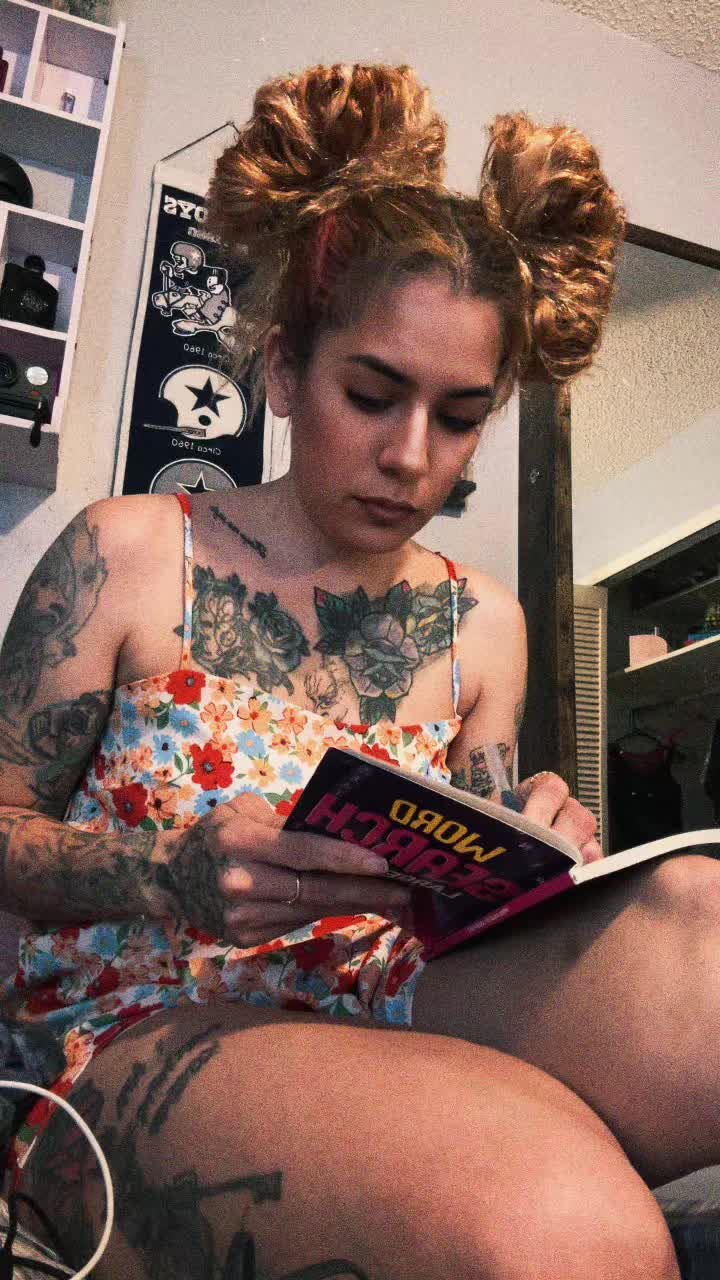 @MonaKombat
