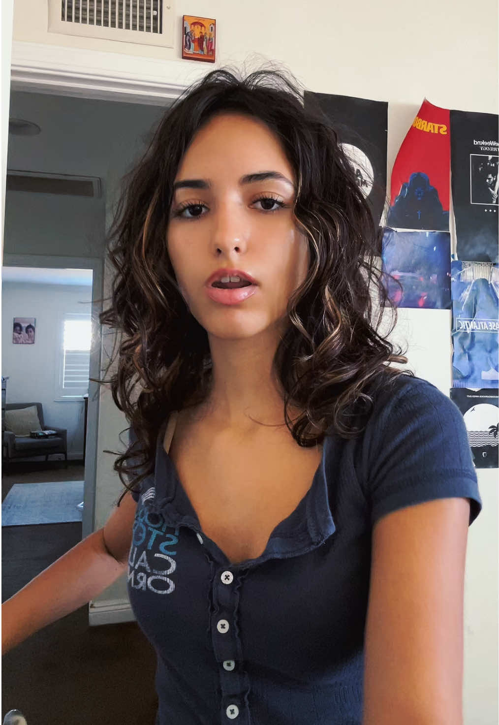 @☮︎