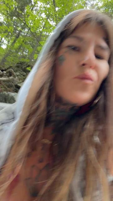 @WanderWoman