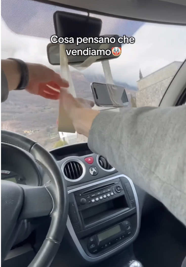 @CarPlay ๐ฎ๐น