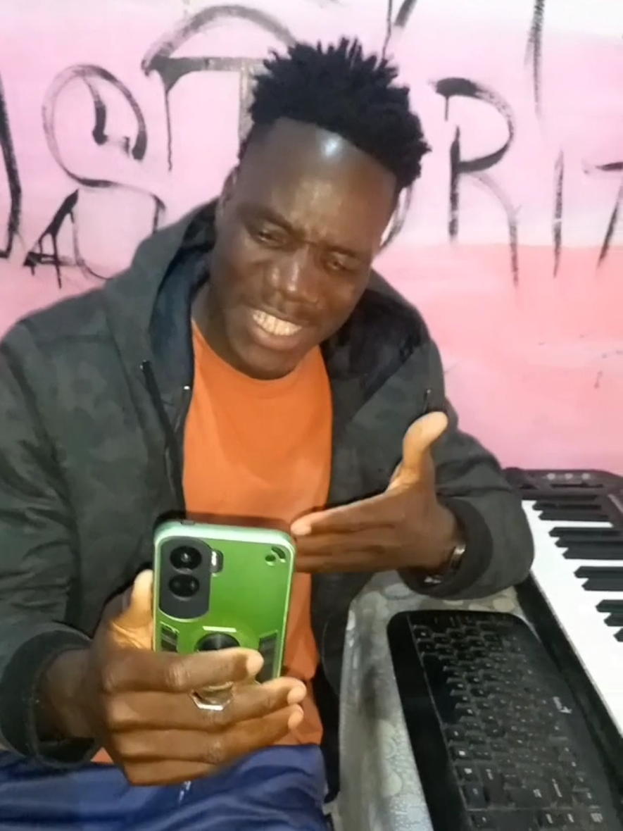 @Ferros Novos music