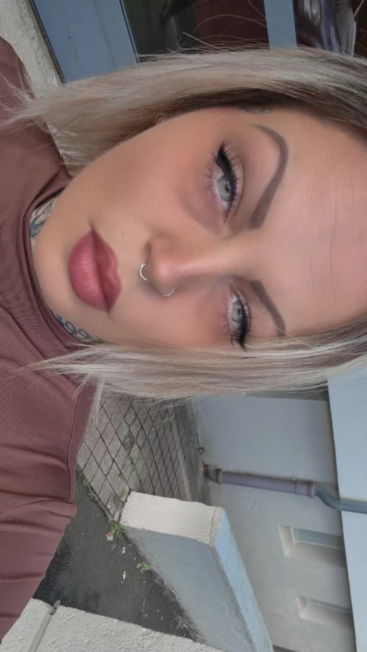 @ᗷᗩᖇᗷIᕮ 👑