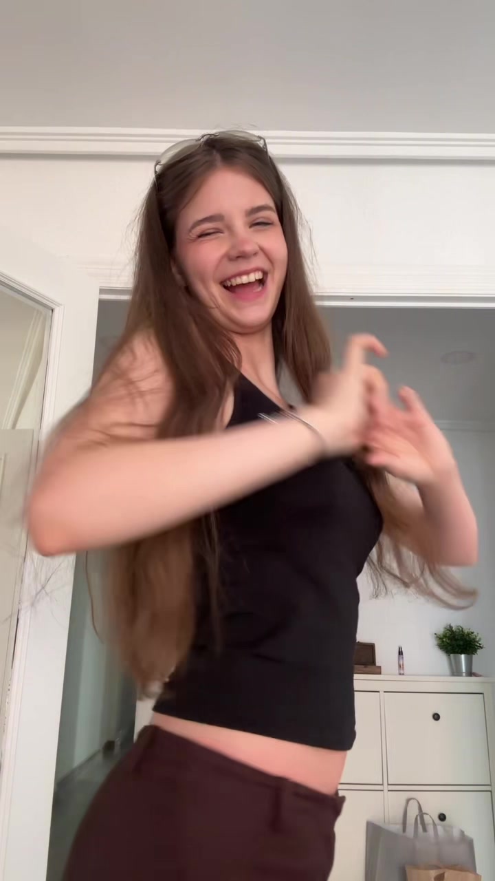 @сашенька