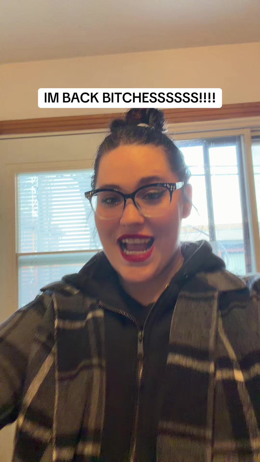 @𝓣𝓱𝓮𝓜𝓸𝓷𝓽𝓻𝓮𝓪𝓵𝓖𝓲𝓻𝓵