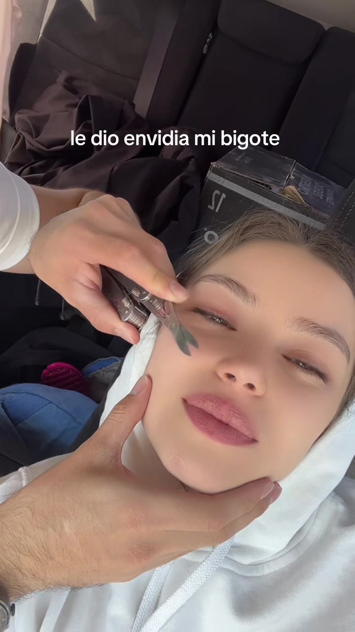 @gladisgg