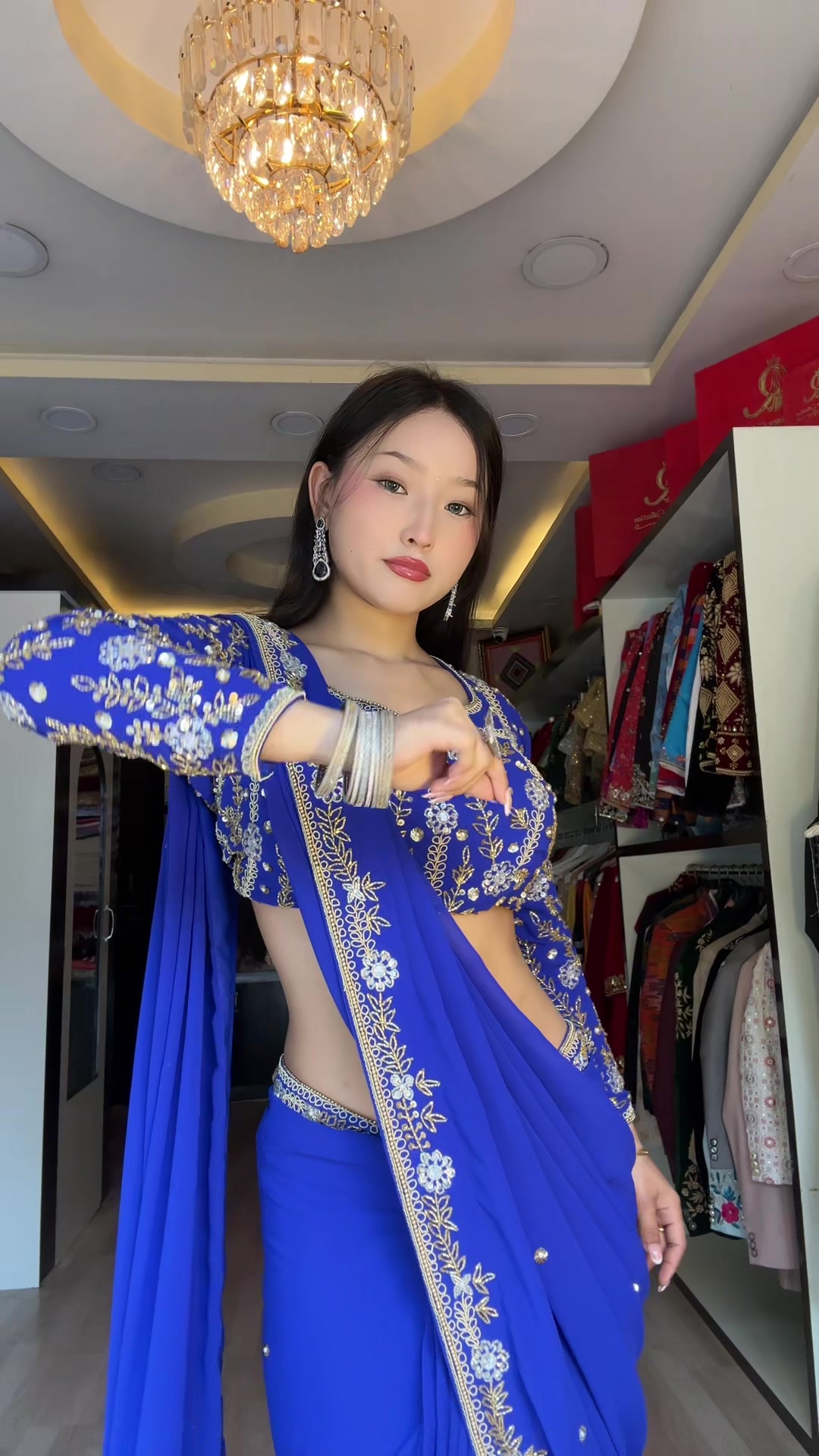 @R Square collection boutique