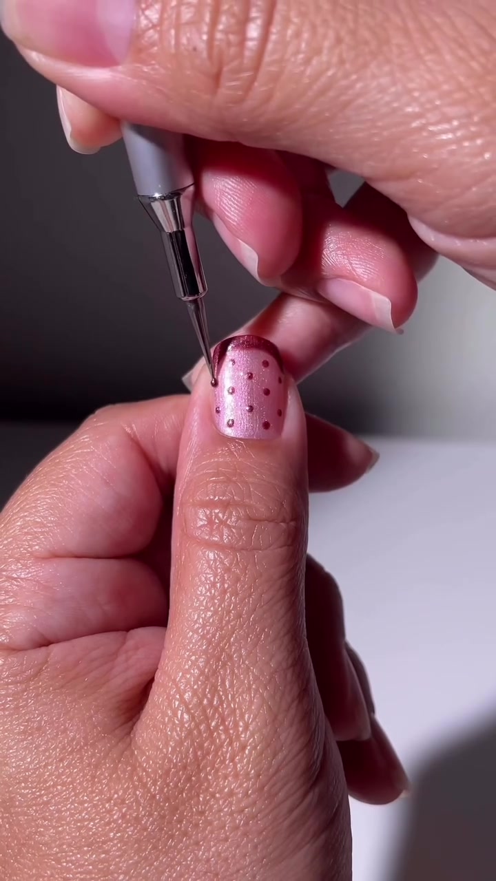 @essie