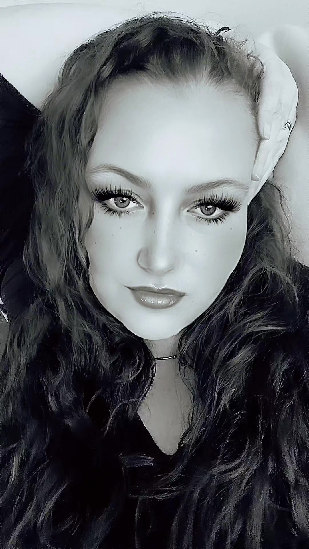 @CrimsonMandi