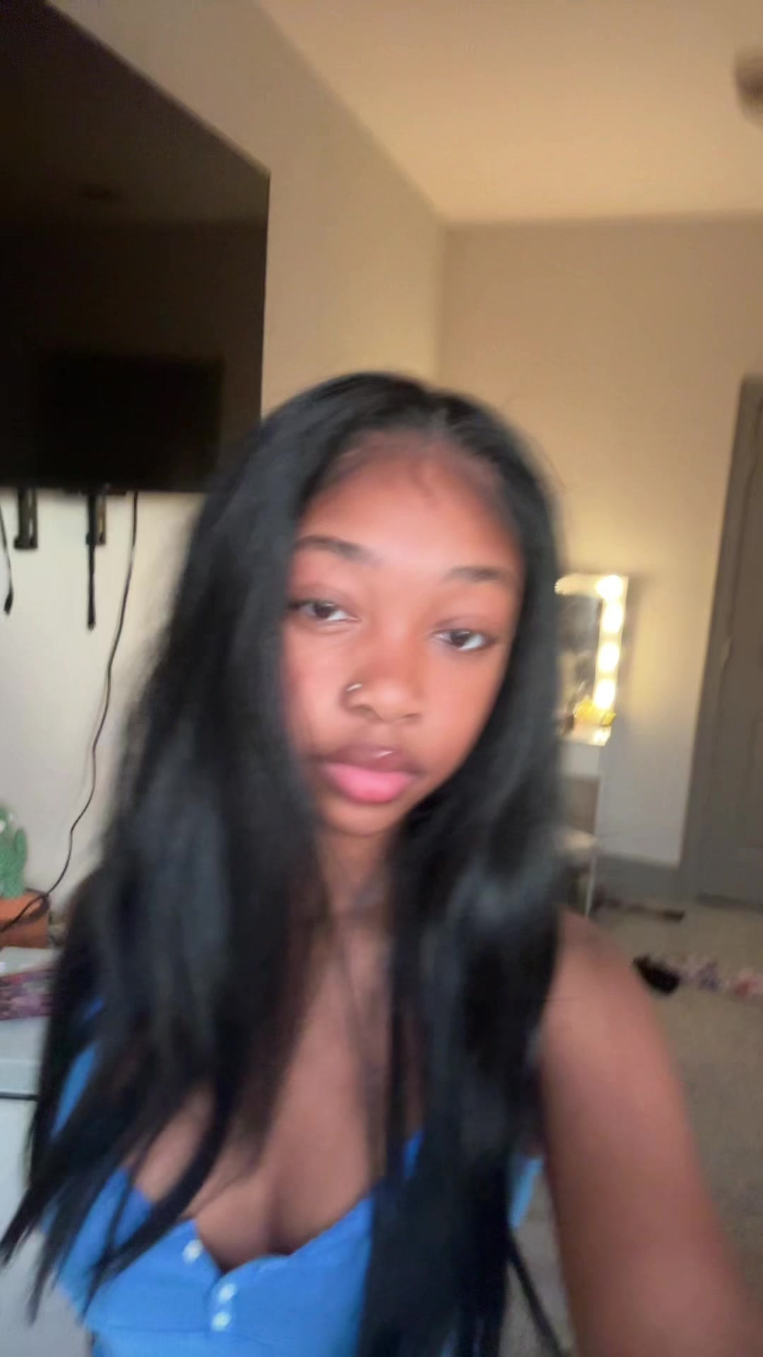 @𝓁𝒿.