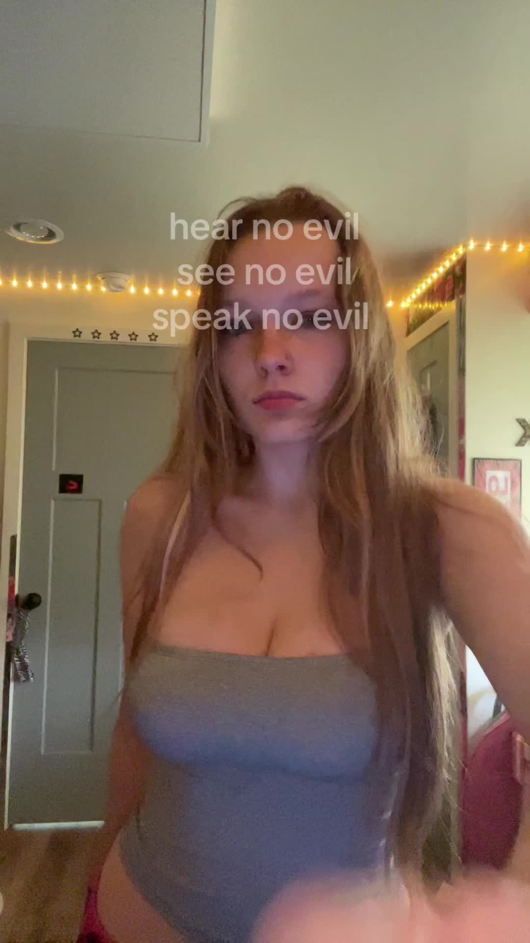 @️