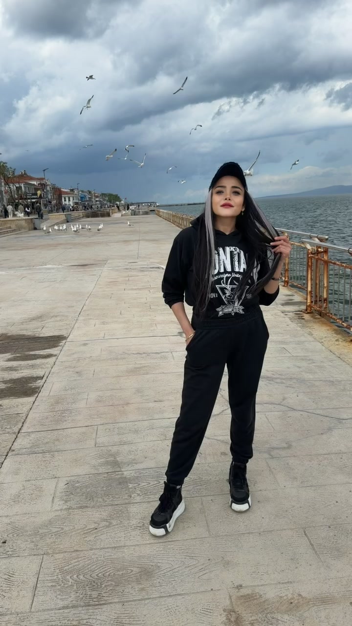 @Marya07🫴🏻☘️ÖyleBiri07🫴🏻☘️