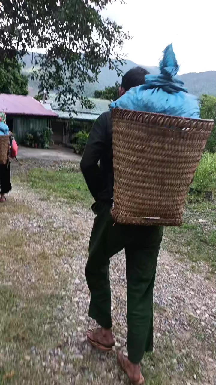@Nguyễn Thị Hải Yến