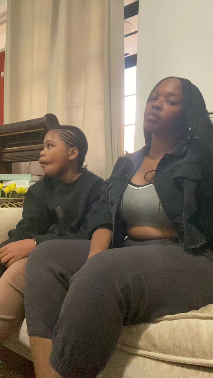 @Ms Lau&rsquo;ra DJ 🇧🇼🇿🇦