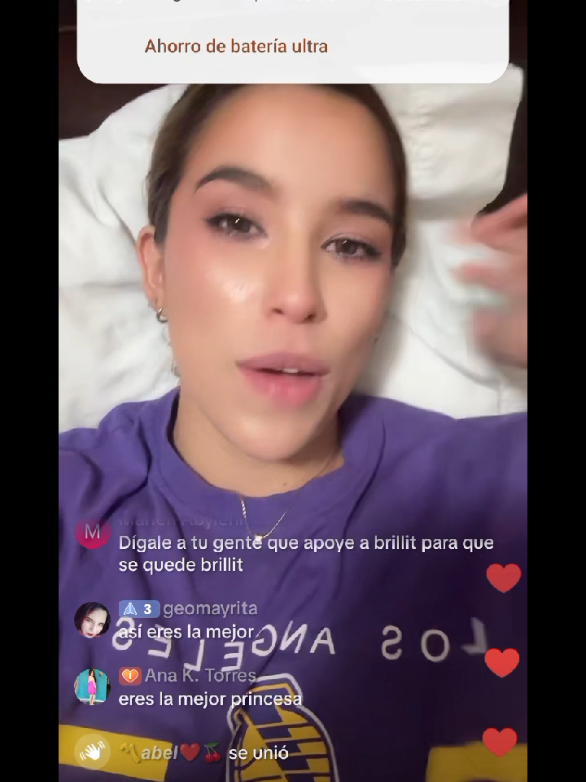 @AniEli
