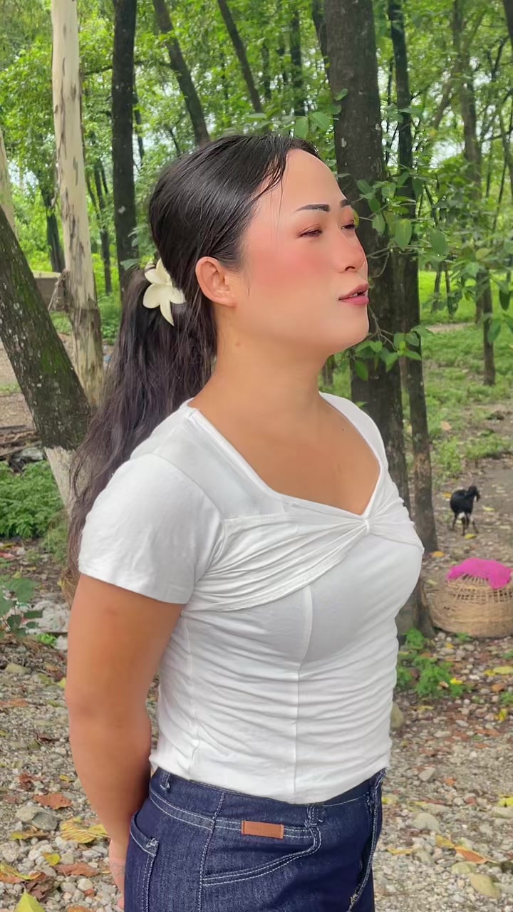 @Sabrina Kerungma