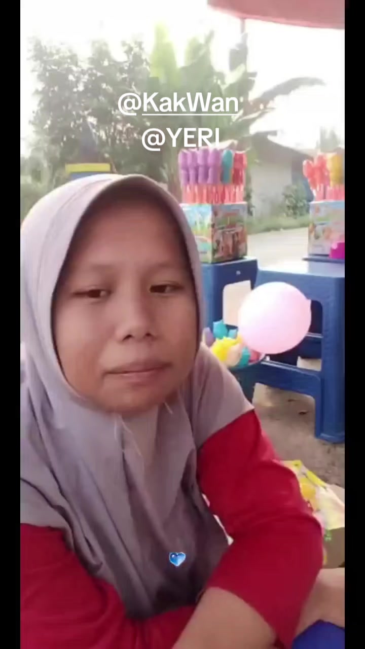 @Nur(pedagang keliling)