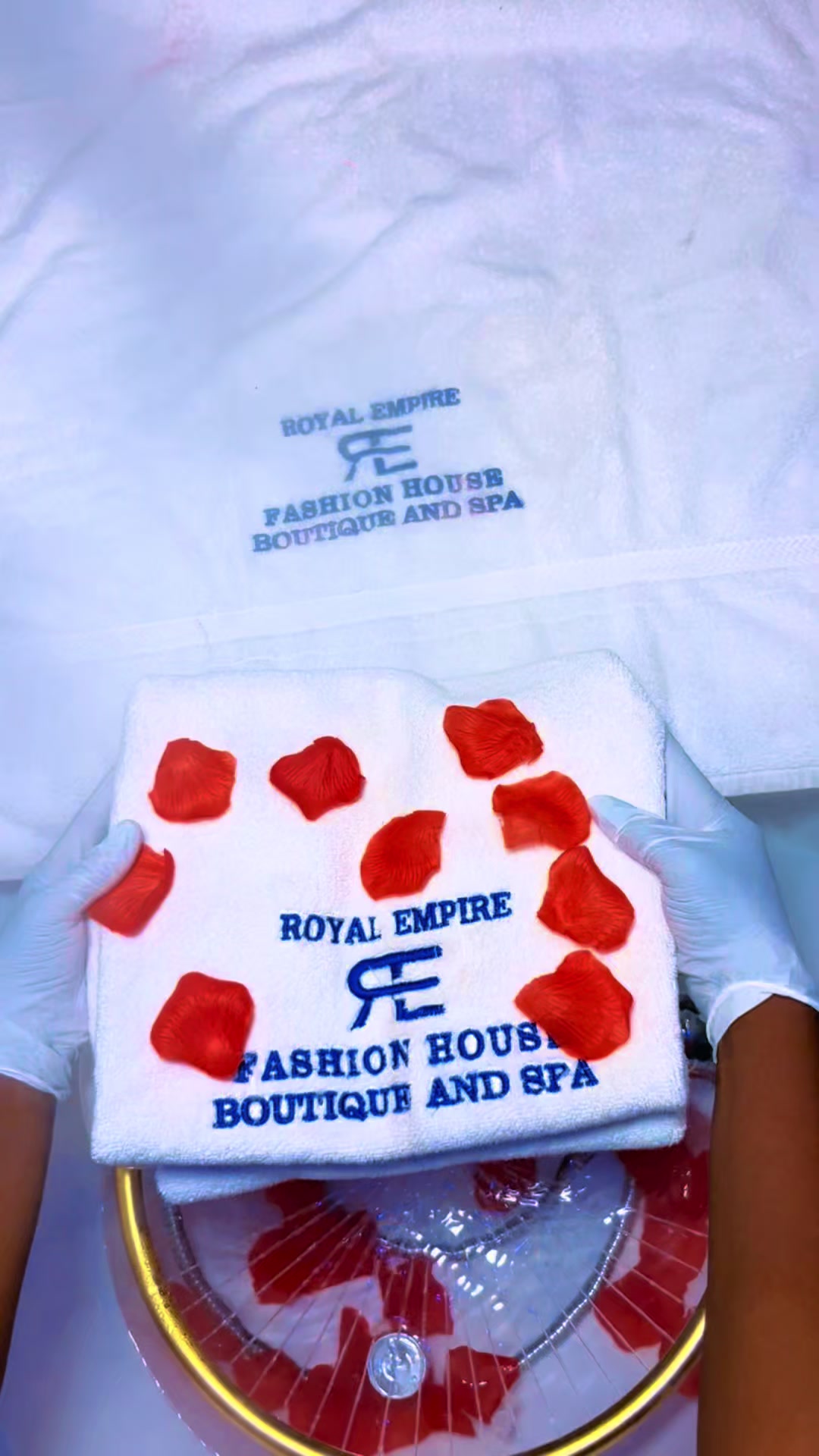 @ROYAL EMPIRE SPA