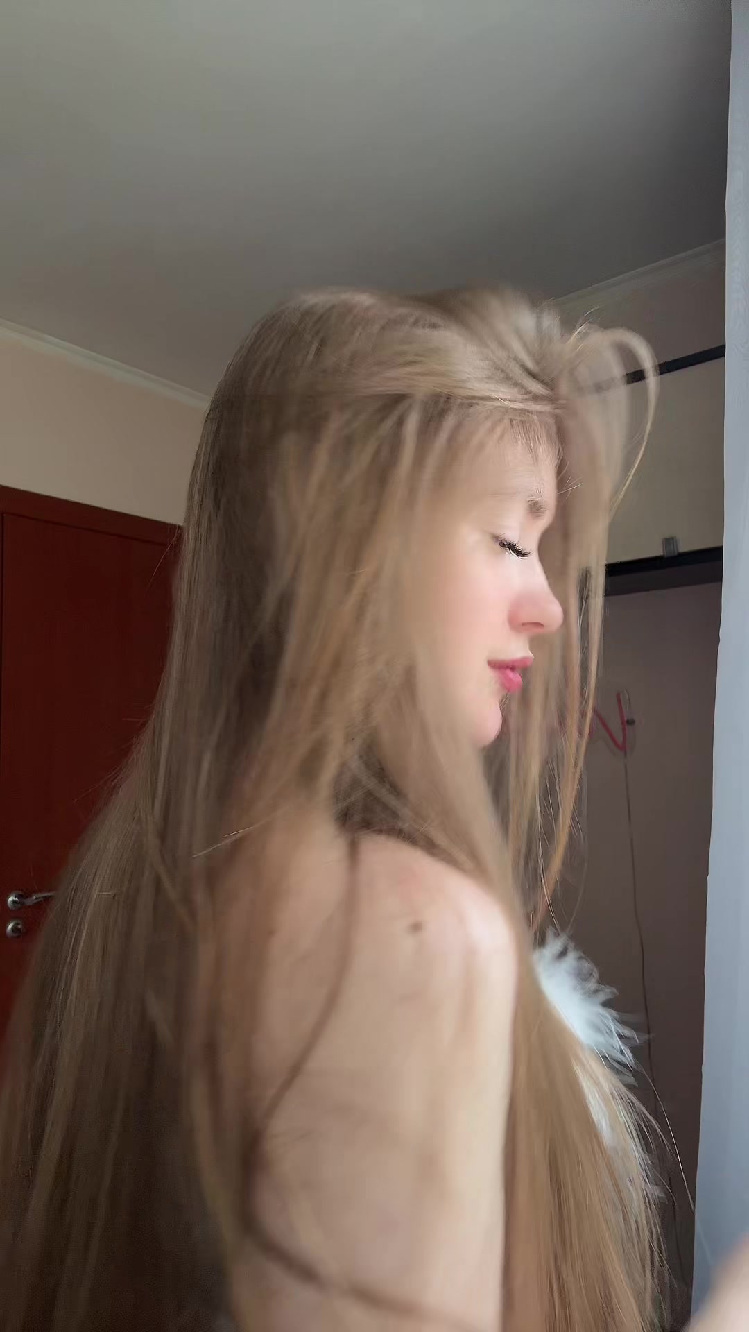 @888