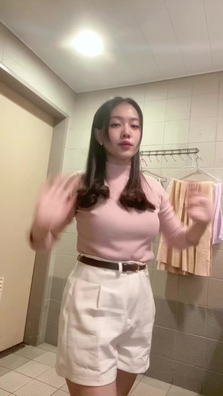 @SILVINATALIA🦋