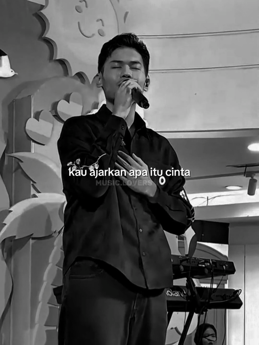 @MUSIC.LOVERS🎶