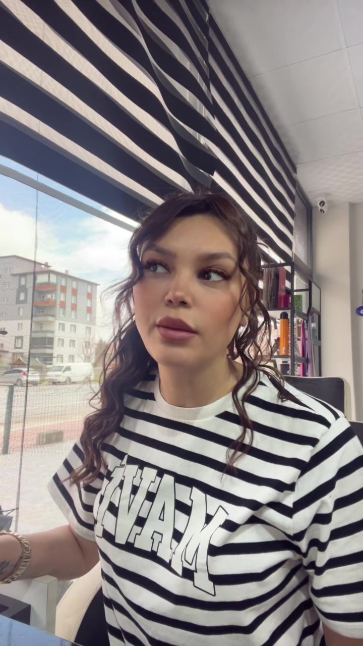 @Tuğba1