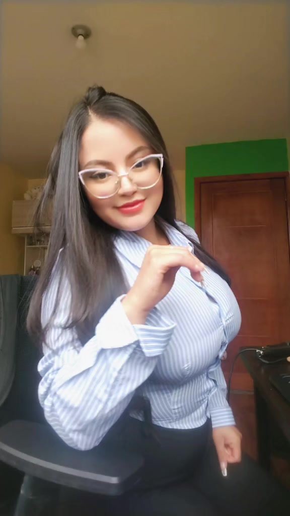 @Niicole Stefaniia 🌻🖤