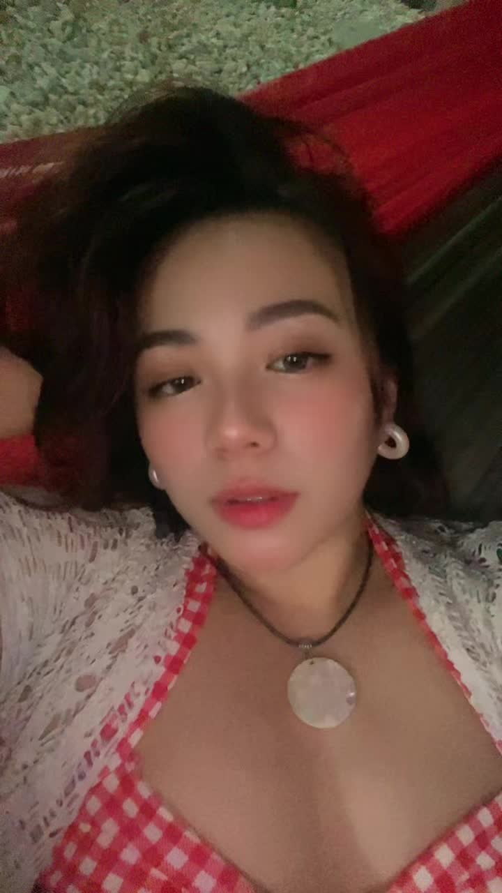 @justangelaello_