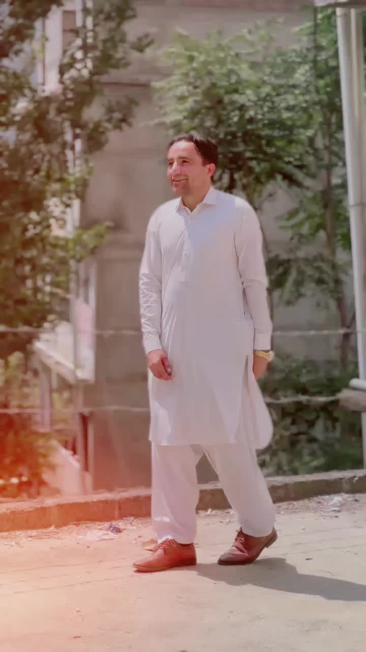@WAQAR AHMAD ❤️love botany 🌴