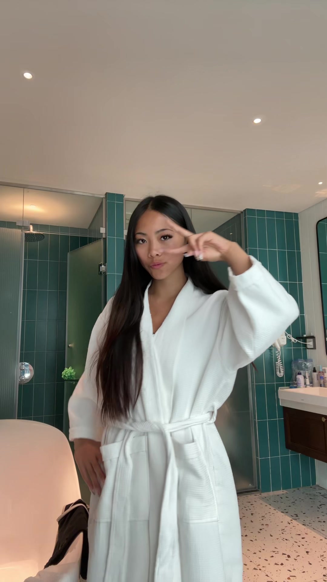 @notellieyong